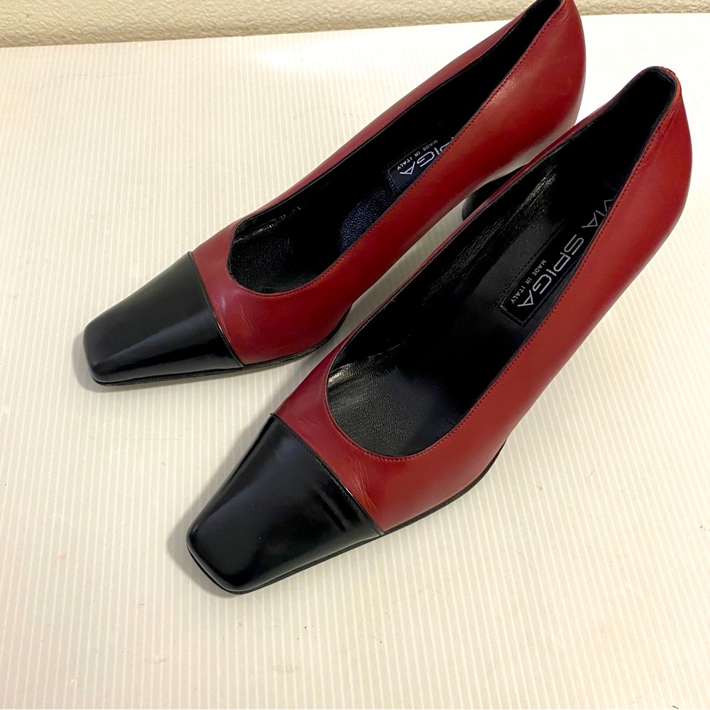 Via Spiga Red and Black Leather Cap-Toe Pumps